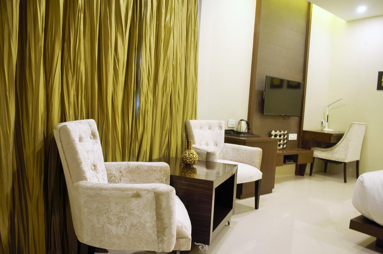 ناغبور Hotel Gangakashi المظهر الخارجي الصورة